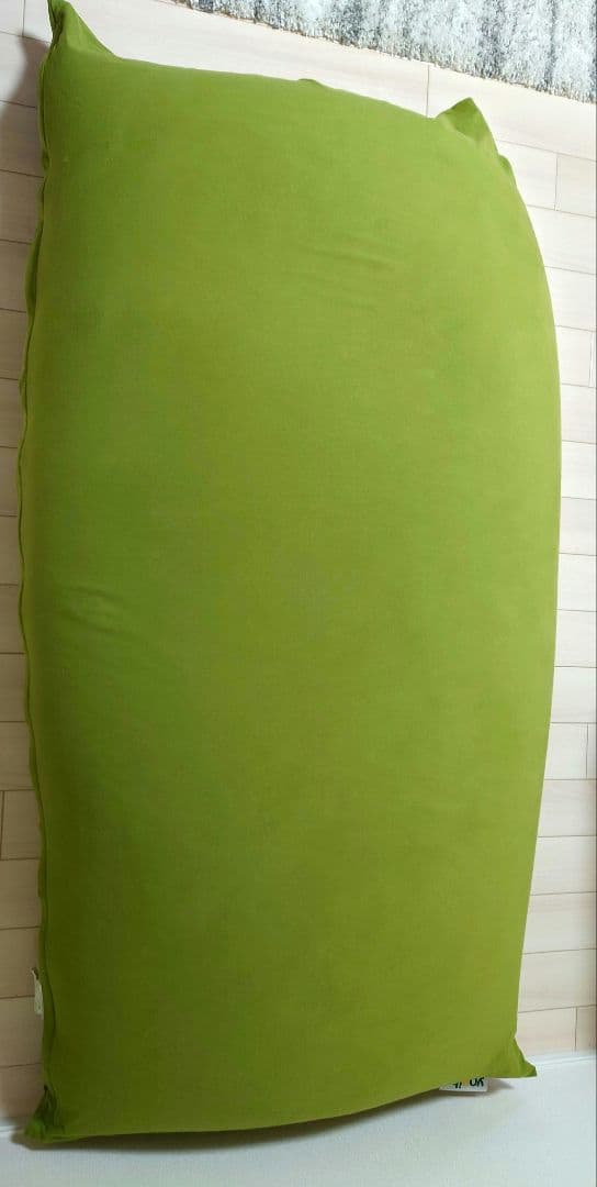 Yogibo Max ヨギボーマックス　ライムグリーン　　直接引き取りのみ