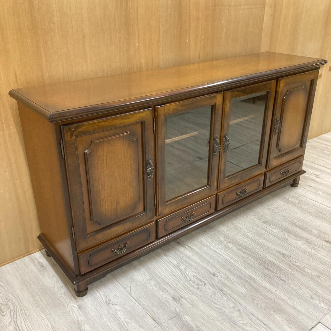 【カリモク】コロニアル　サイドボード　リビングボード　キャビネット