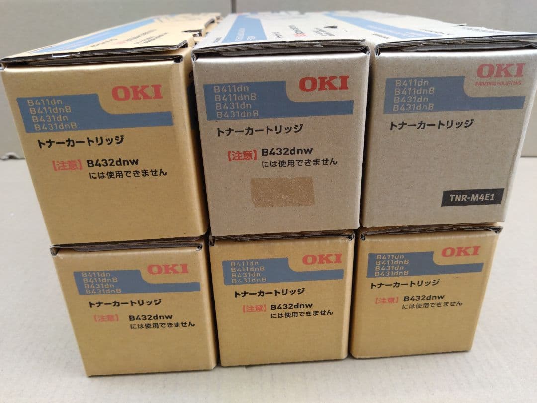 oki トナー　tnr-m4e 6本