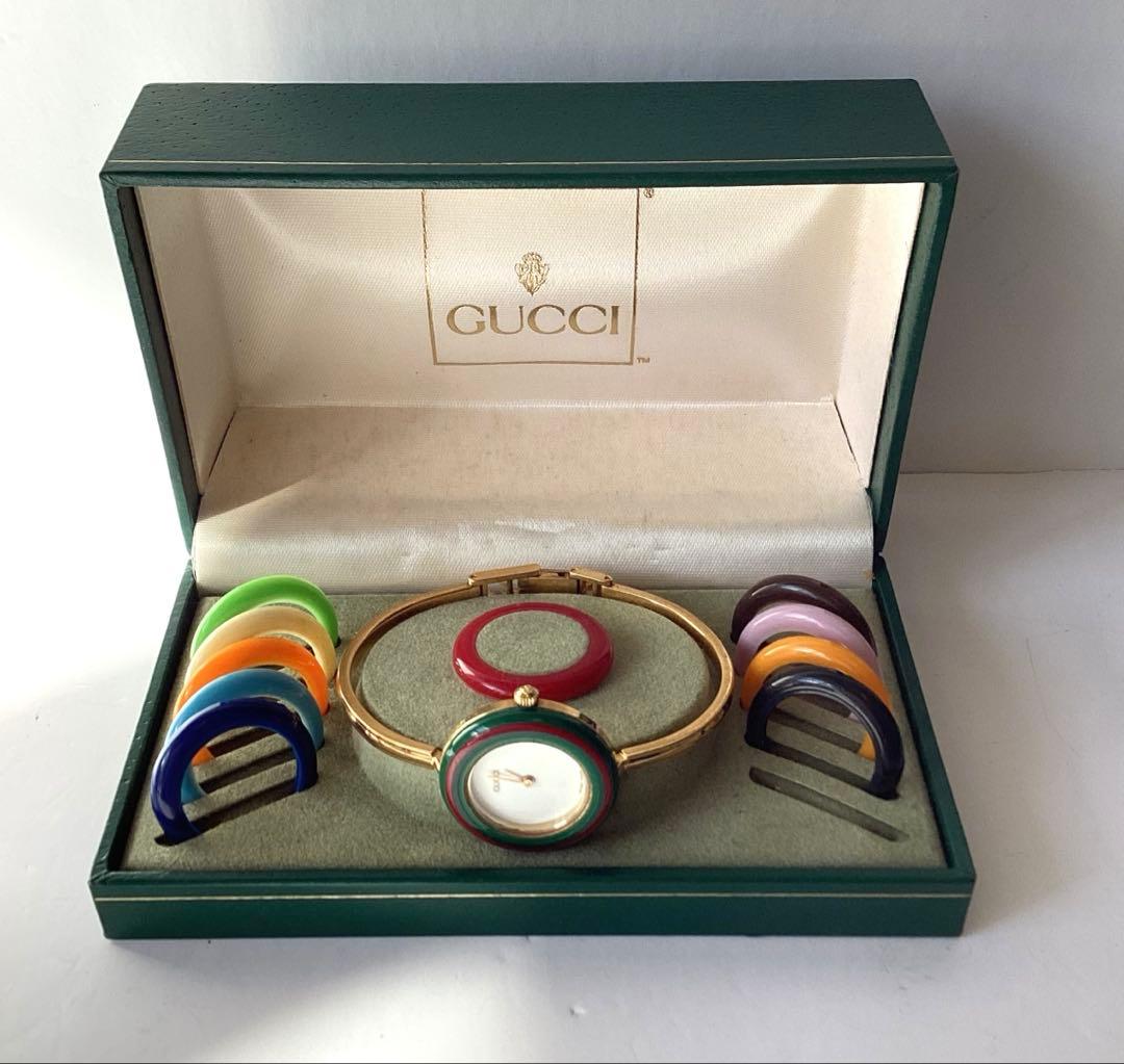 GUCCIグッチ チェンジベゼル腕時計