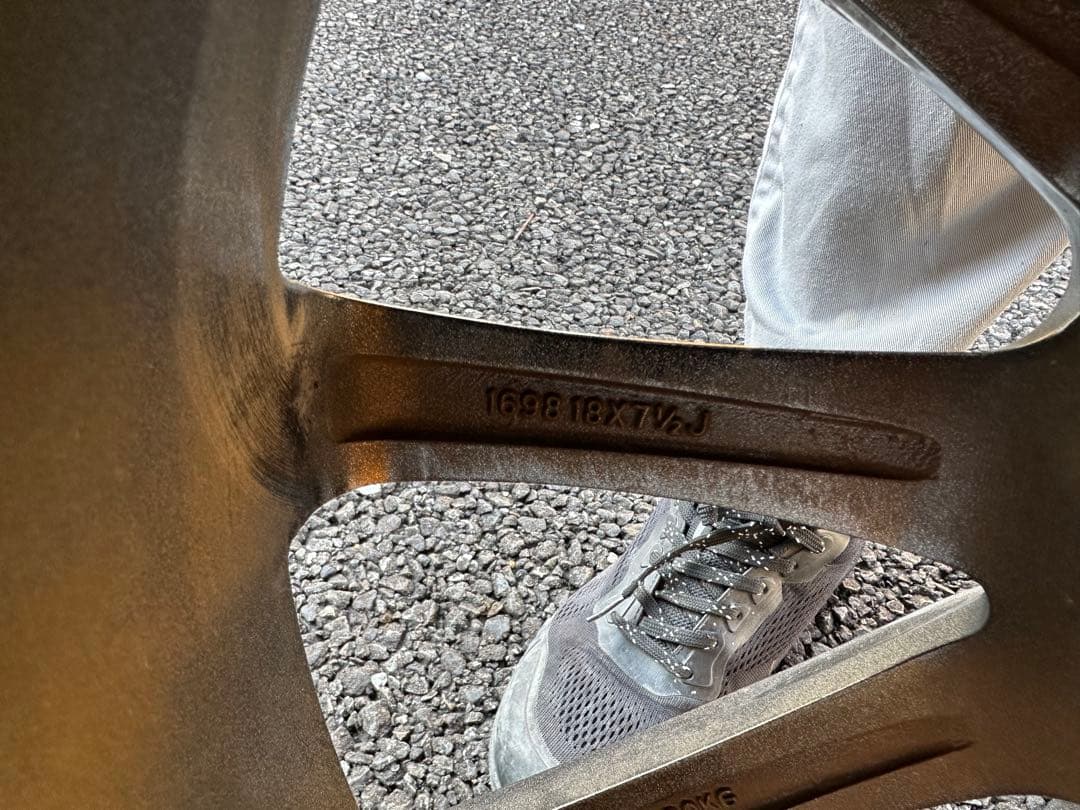 スバル　アウトバック　エクシーダー　18インチ ホイールセット4本