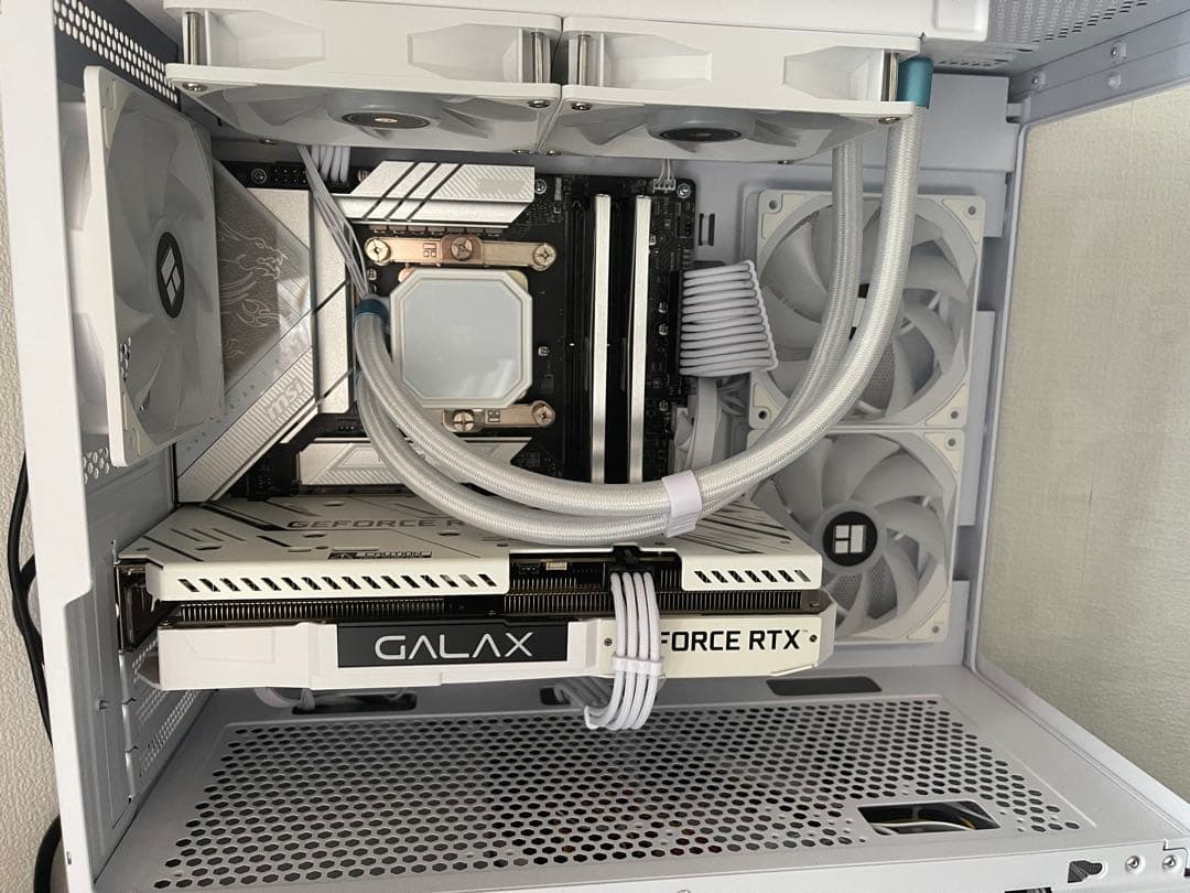 自動PC ゲーミングi5 12th/32gb/SSD1TB/RTX3060