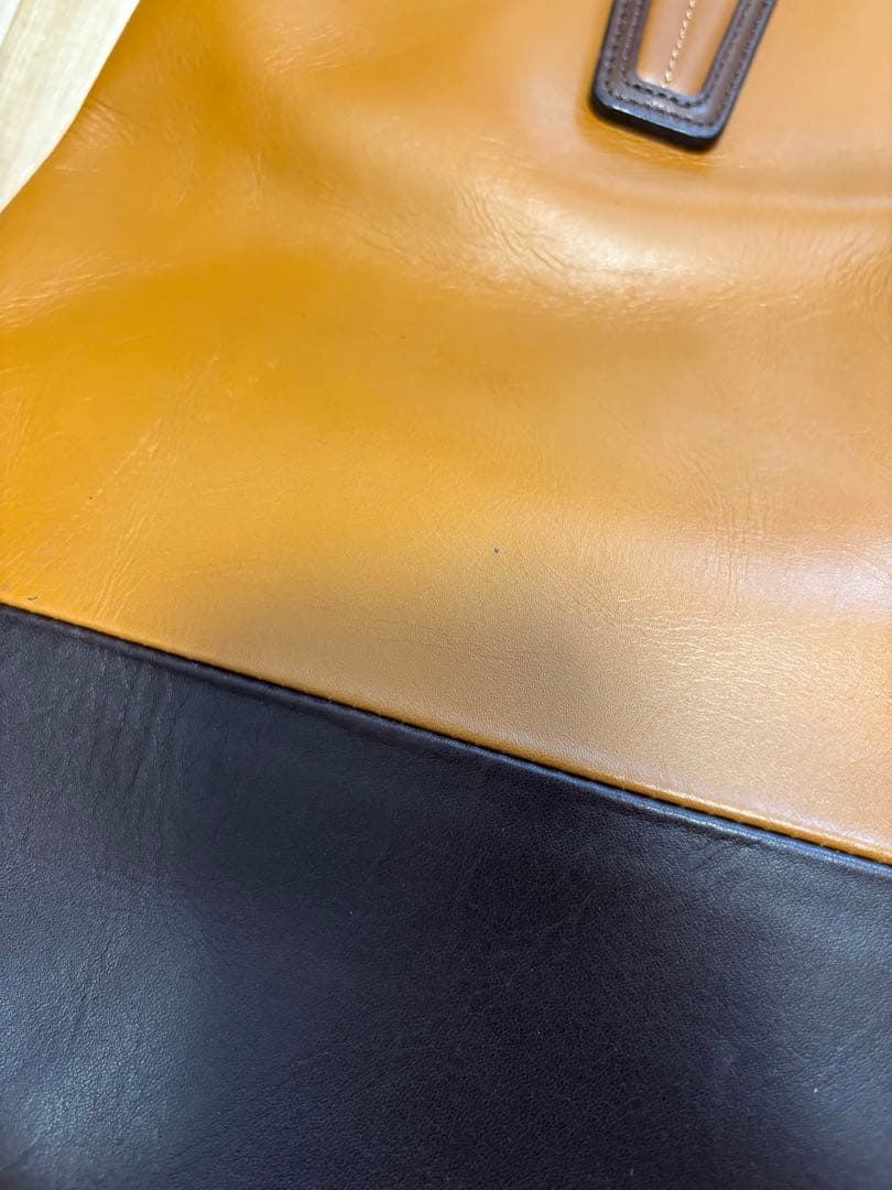 年末年始特別値下　Masterpiece GLOSS トートバッグ　キャメル