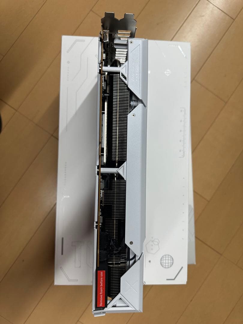 ASUS TUF GamingRX 7800 XT 16GB 美品・動作確認済み