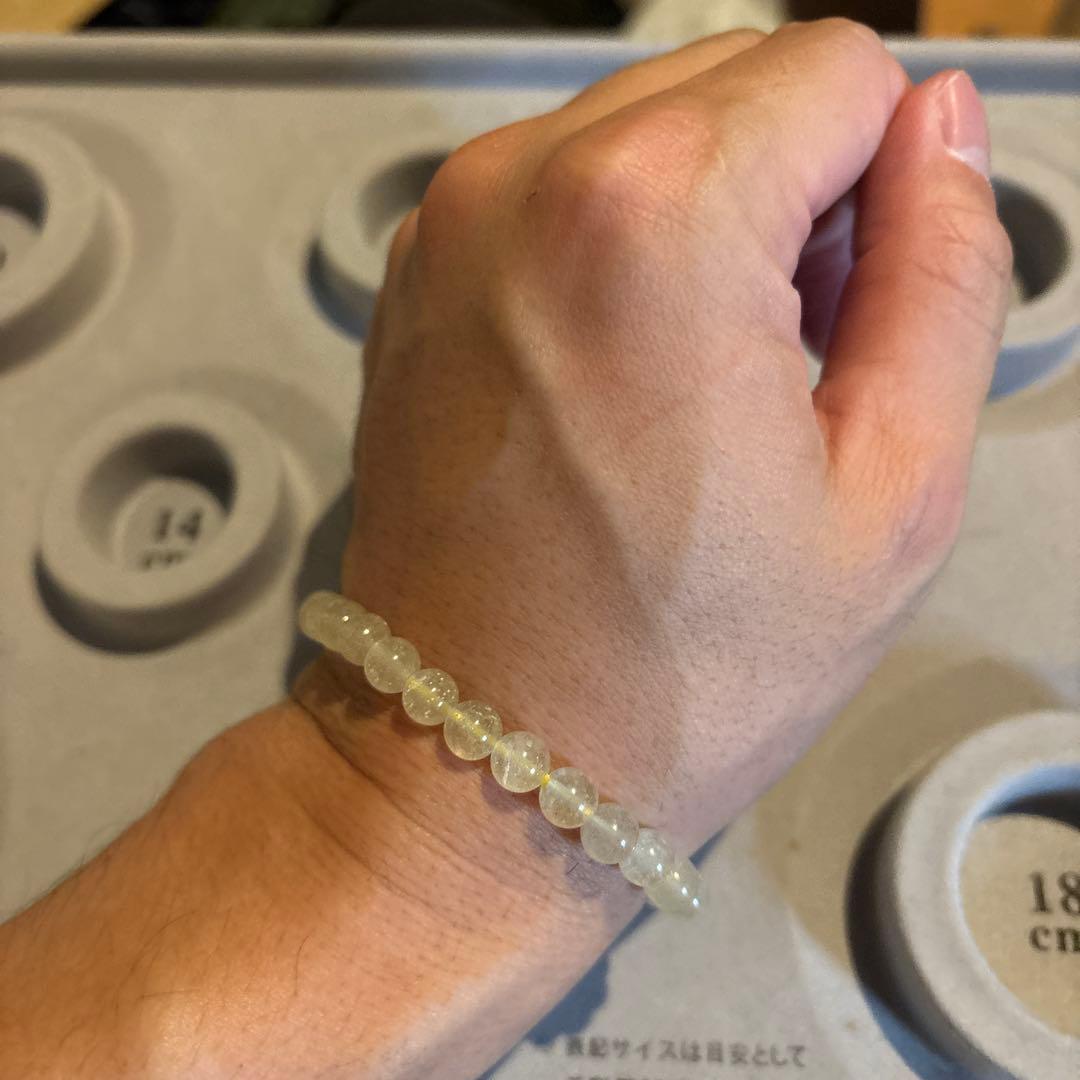 すごいリビアングラス！ズーンとくる！