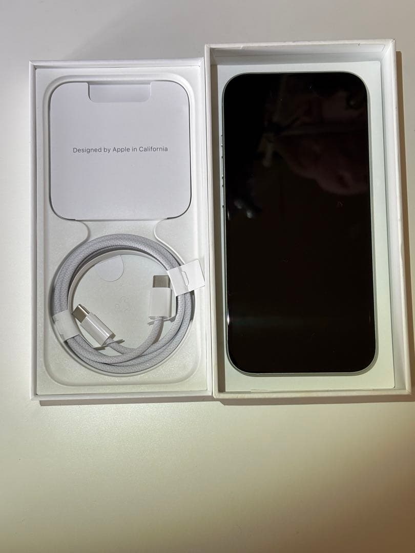 スマートフォン本体 Apple iPhone 15