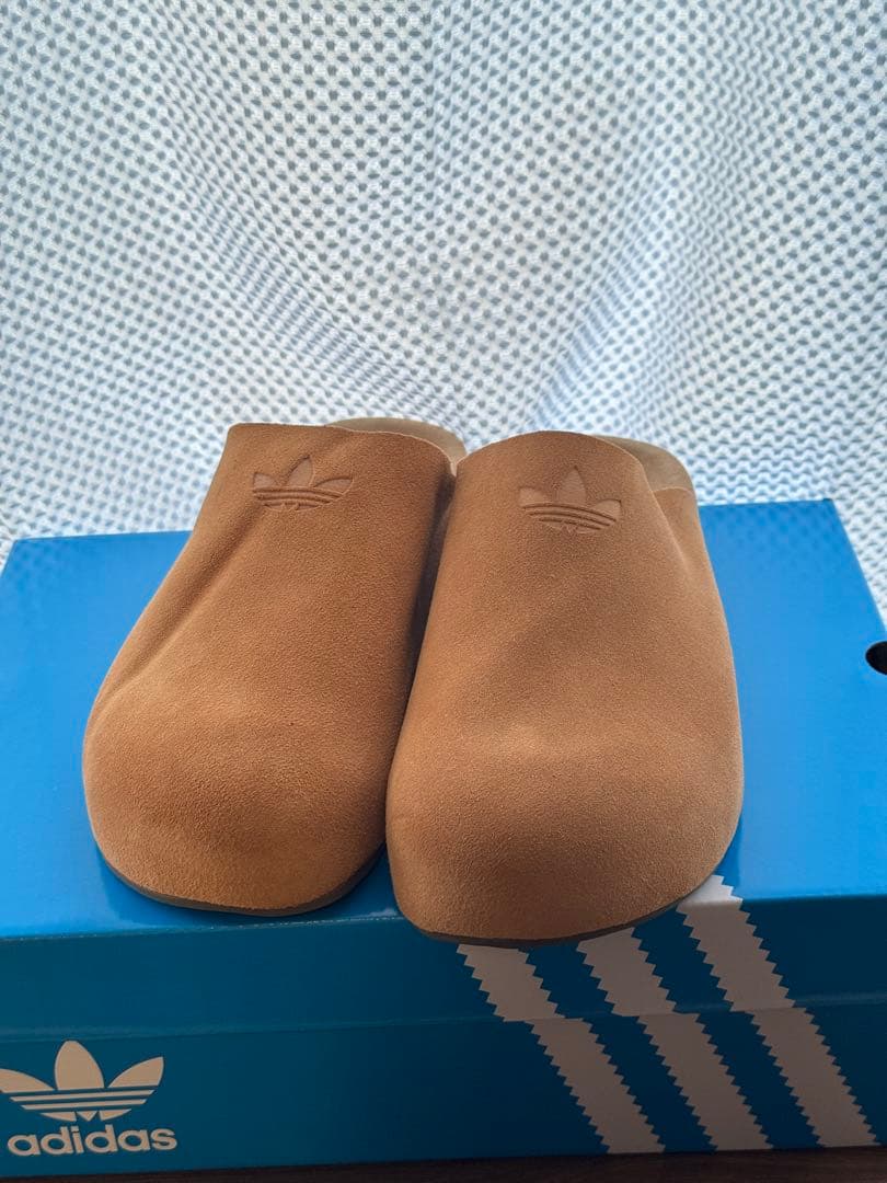 adidas レザーサンダル キャメルブラウン 25cm