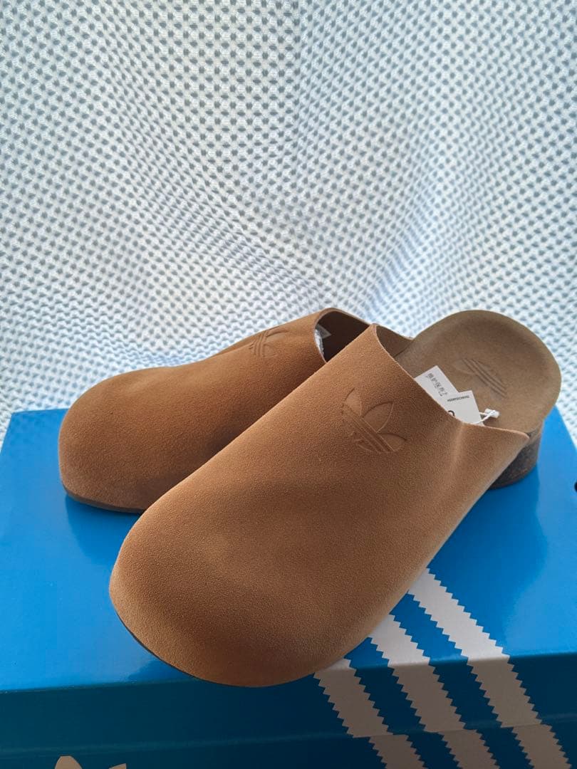 adidas レザーサンダル キャメルブラウン 25cm