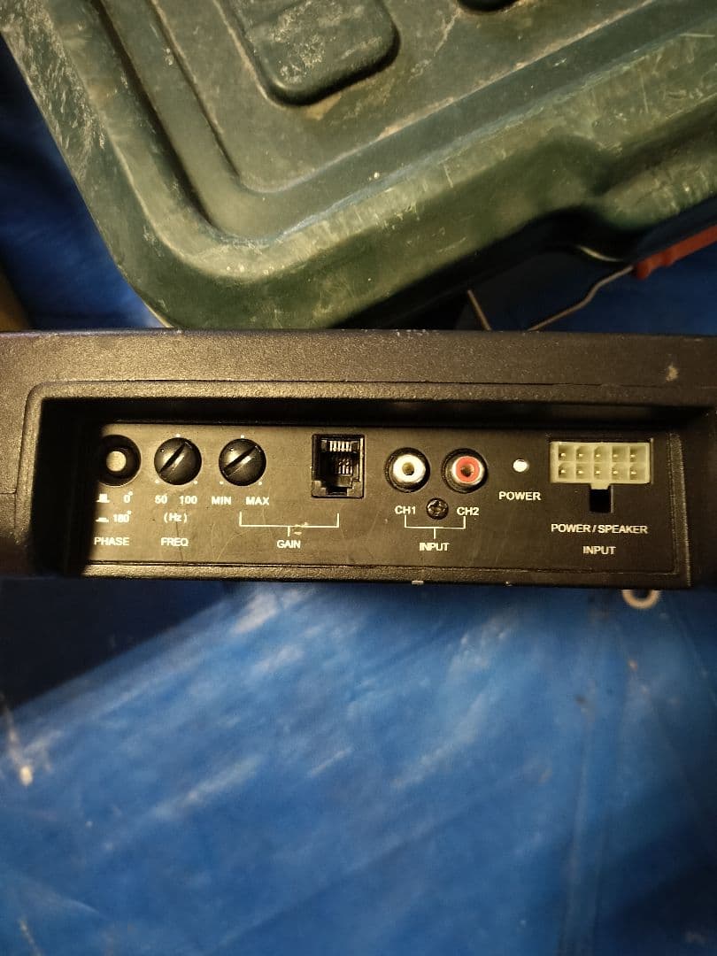 DynaQuest DQC-800Bアクティブサブウーファー