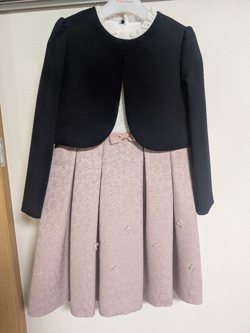 【最終値下げ】BEAMS 女の子 130 ネイビー・ピンク　卒園式入学式※おまけ