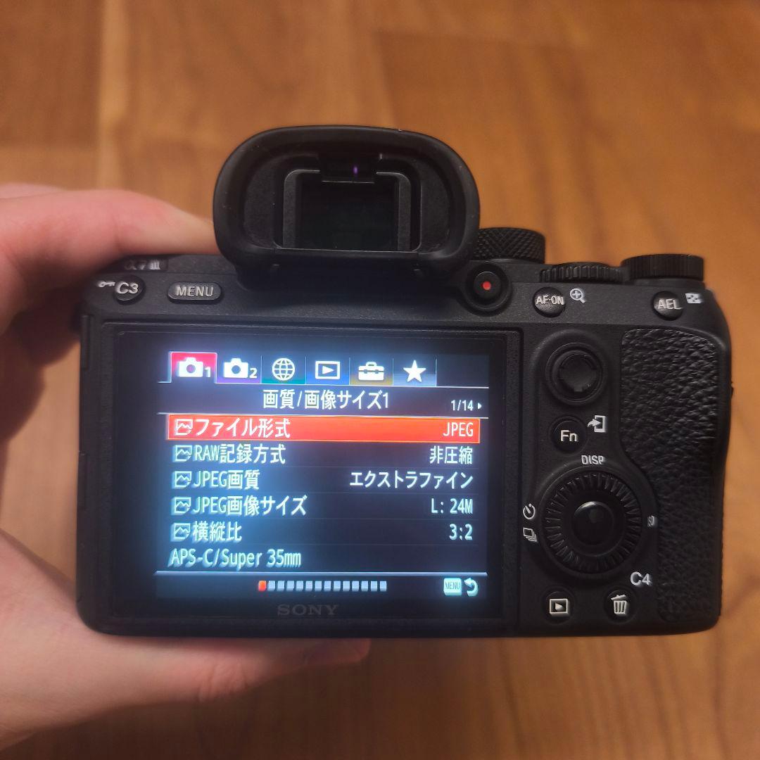 SONY α7Ⅲ ILCE-7M3 ボディ　フルサイズカメラ