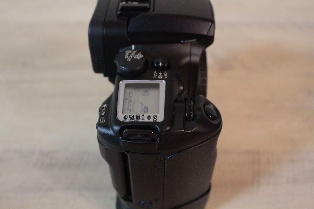 キヤノン　canon eos7 バッテリーグリップ付き