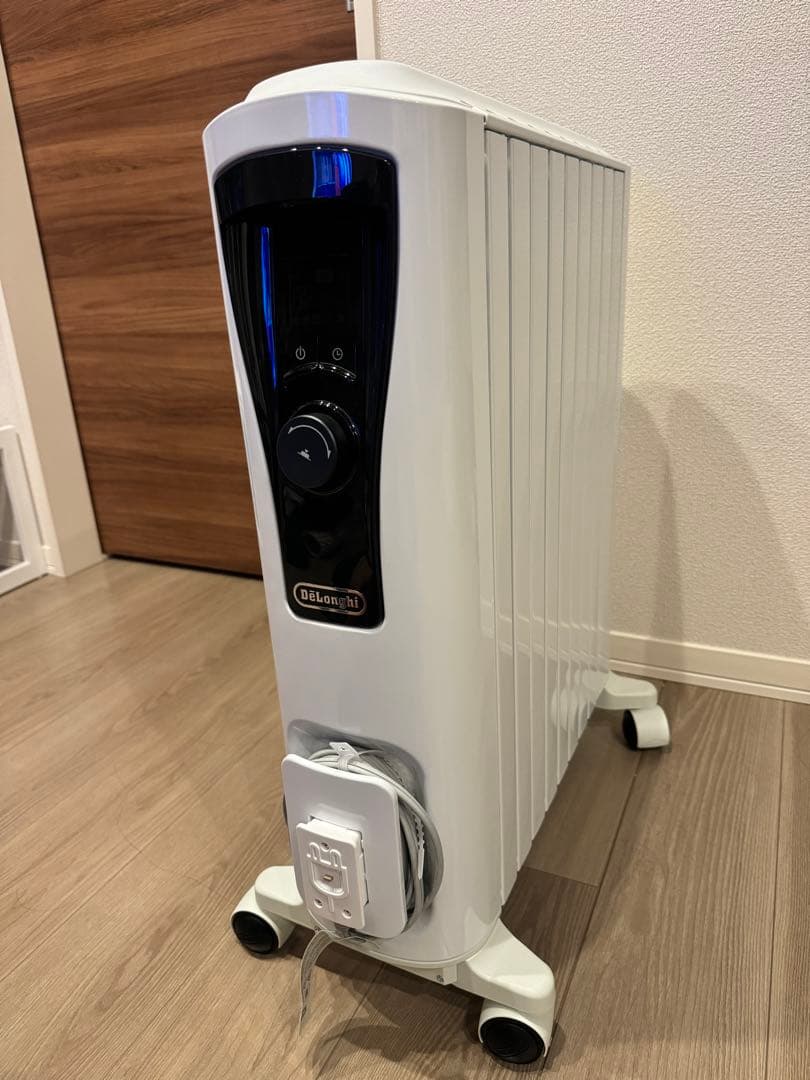 【美品】　デロンギ　ユニカルド　オイルヒーター　RHJ65L0915