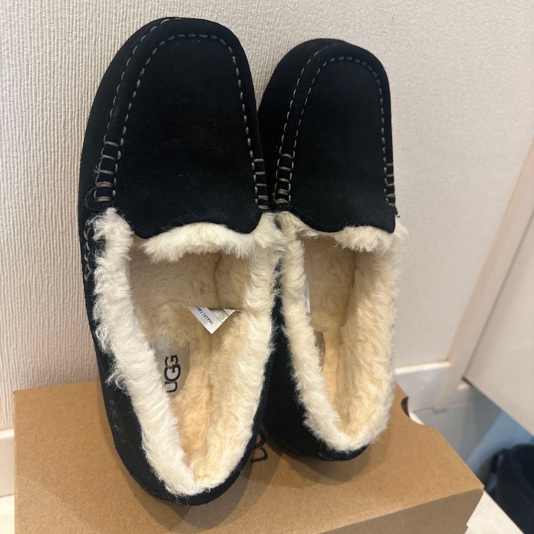 UGG ブラック モカシン 黒　24cm