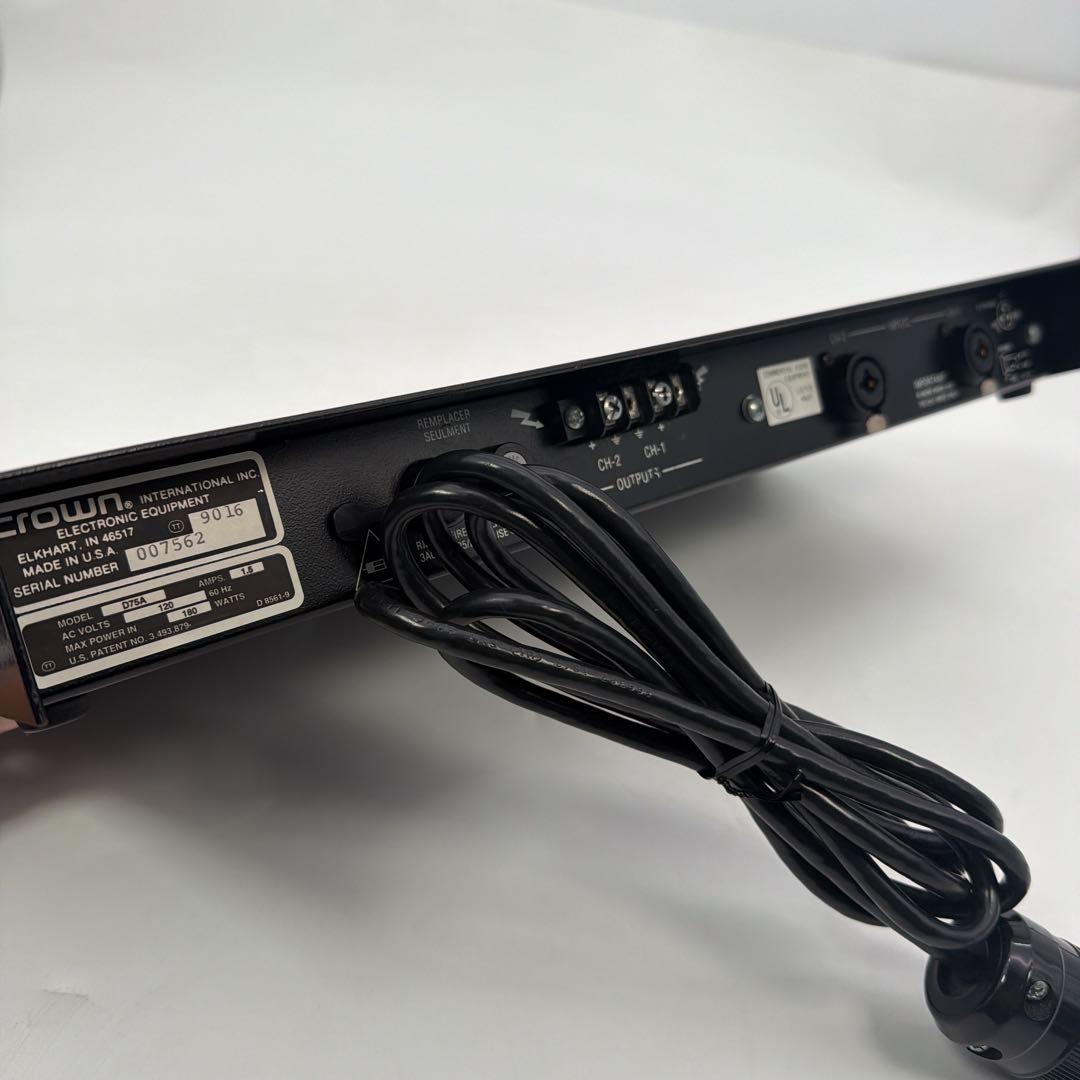 CROWN クラウン　D-75A　業務用2chパワーアンプ D75A