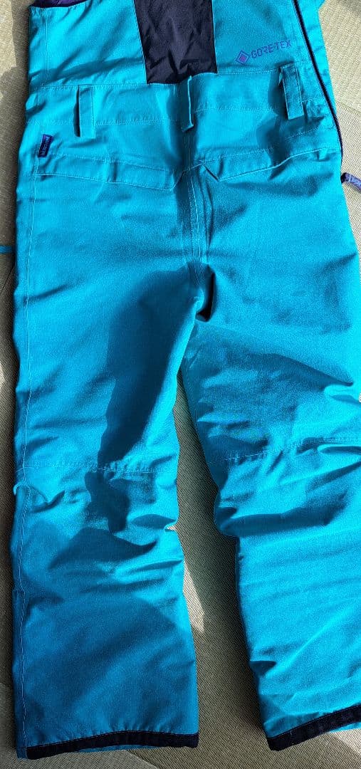 子ども用BURTONスノーボードウェアセット