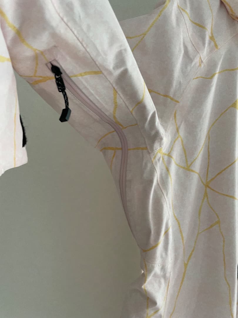 新春セール21-22BURTON AK GORE-TEX UPSHFTジャケット