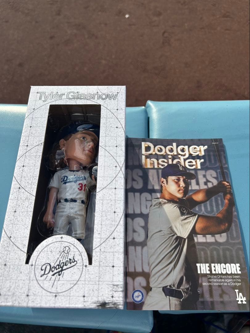 9/18 スタジアム限定 タイラー・グラスノー　ボブルヘッド 大谷冊子付き