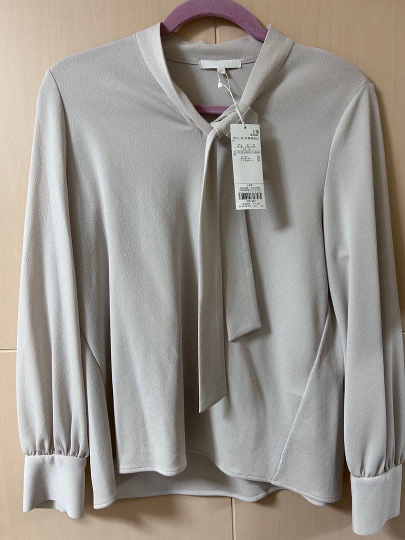 新品タグ付き　オンワード　自由区　【洗える】アムンゼンジャージー ブラウス