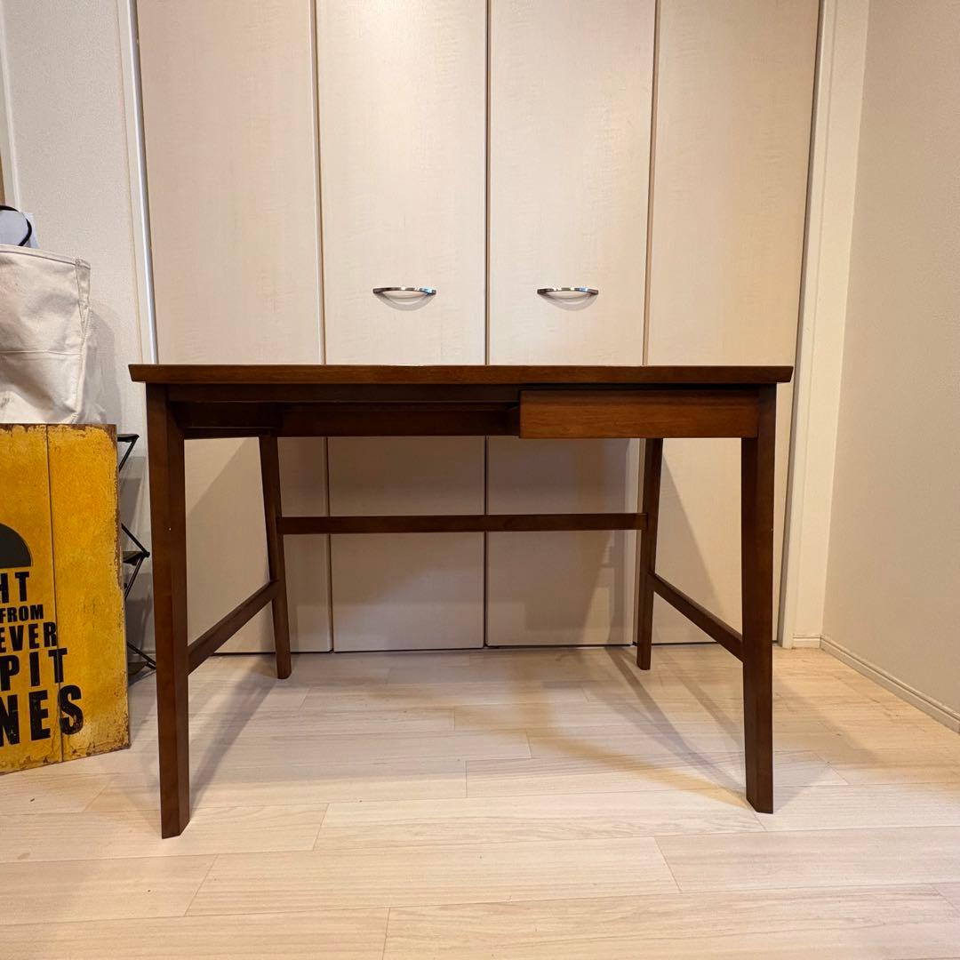 カリモク60+ S36300