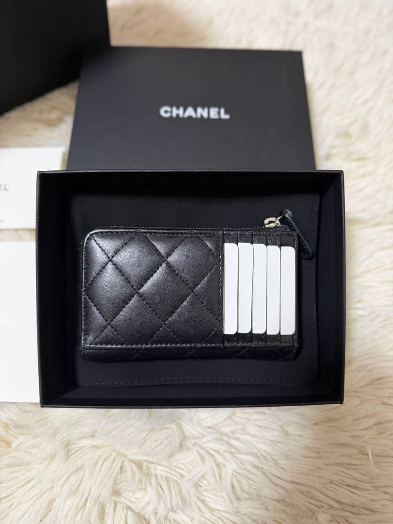 【k❥❥❥ 】CHANEL ブラック フラグメントケース　ケース