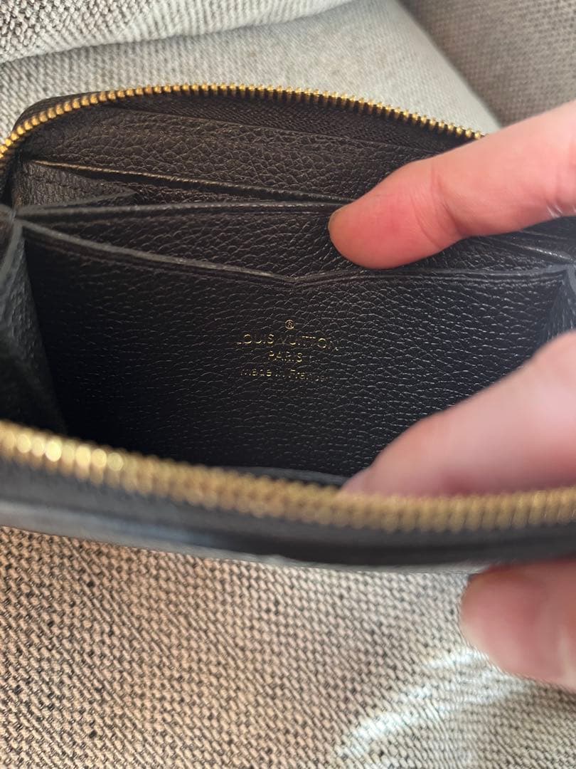 未使用　ルイヴィトン　アンプラント　パース　ブラック　ジッピー