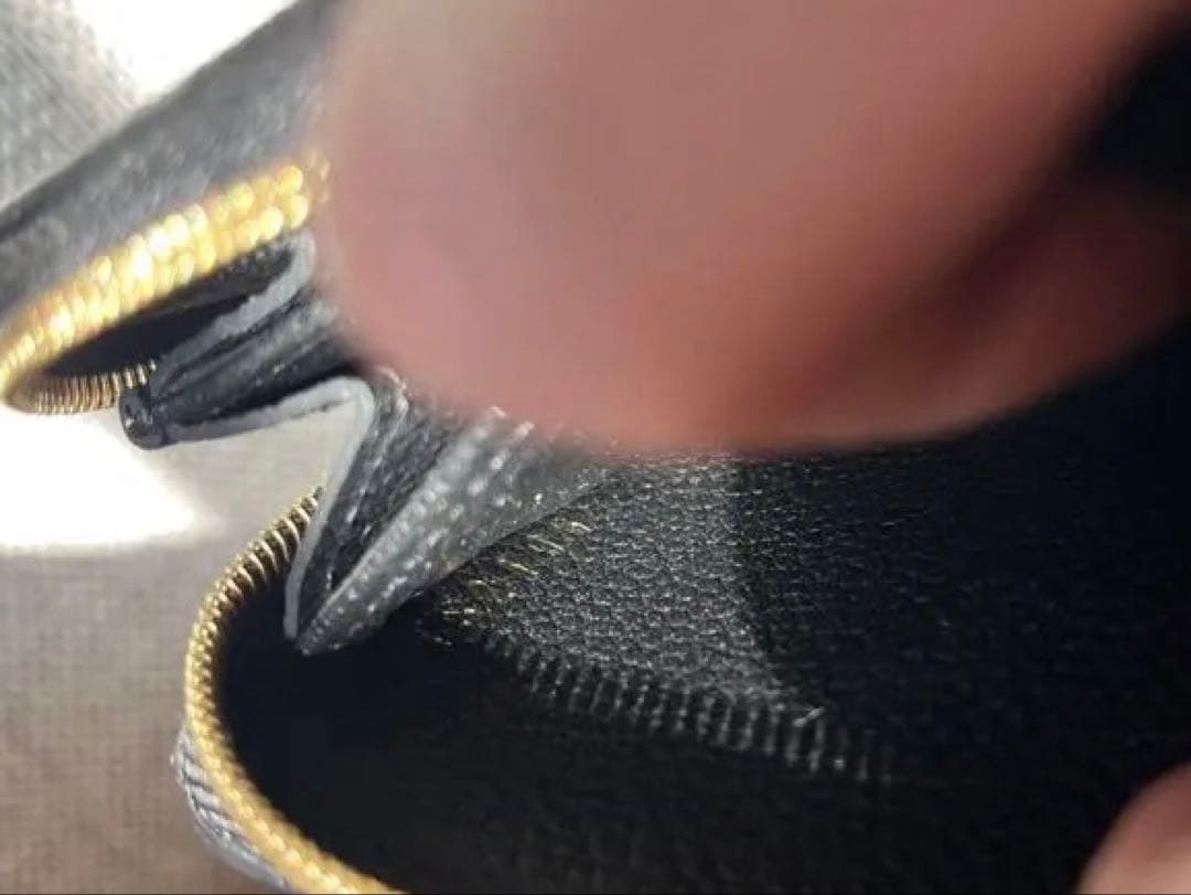 未使用　ルイヴィトン　アンプラント　パース　ブラック　ジッピー