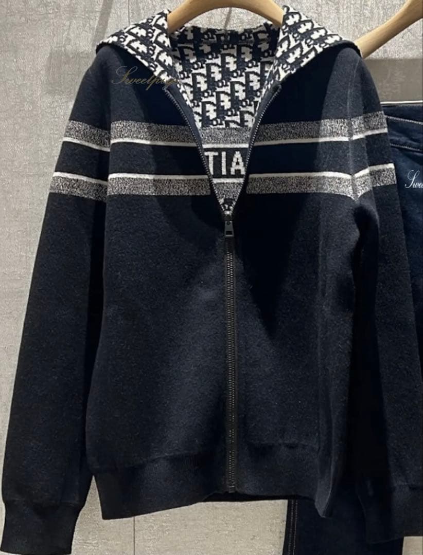 【DIOR】ディオール（レディース）リバーシブルパーカーサイズ38