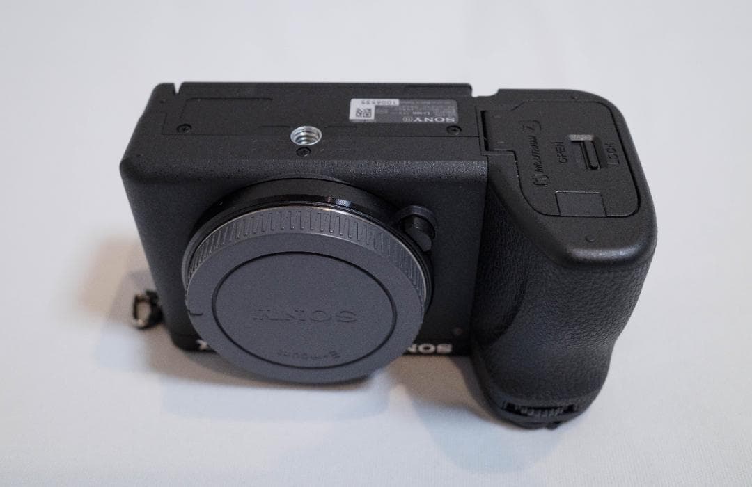 【極上美品】ソニー α6700 ボディ ILCE-6700