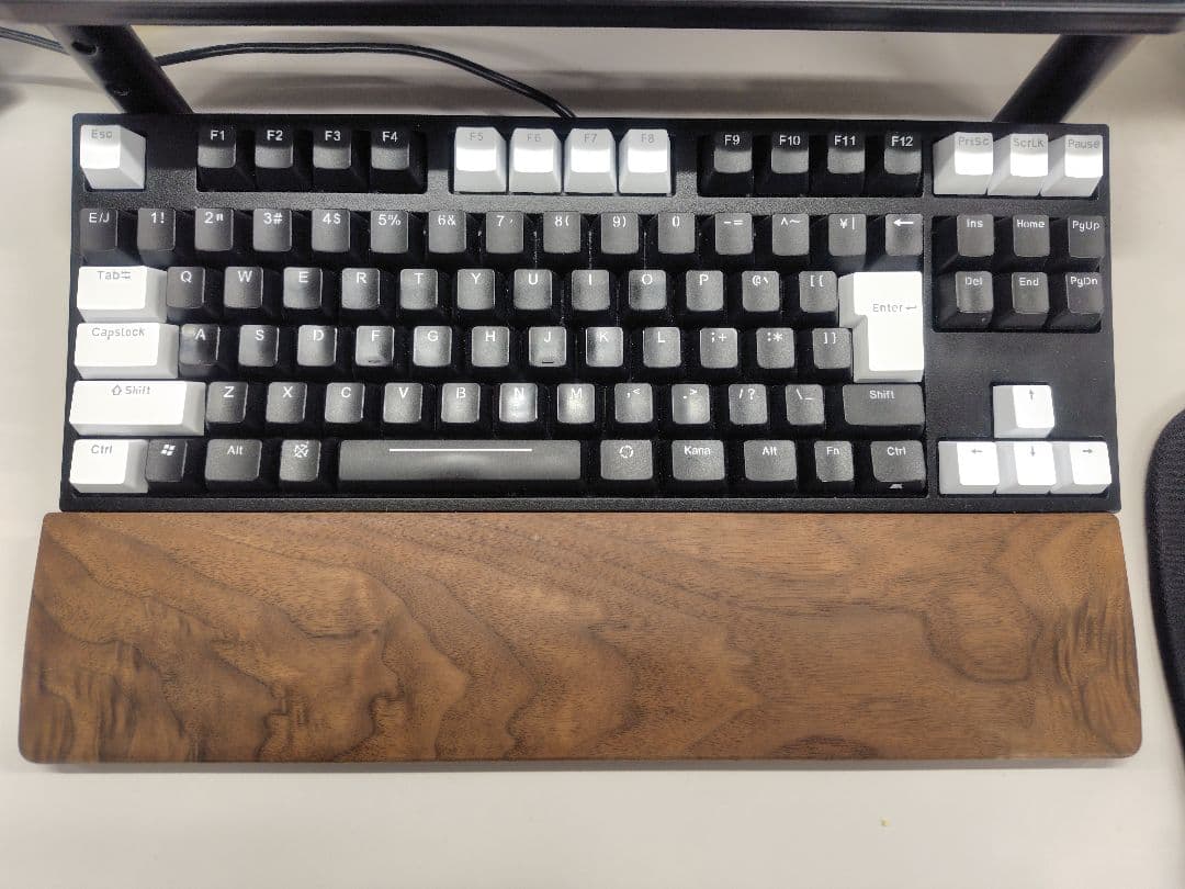 ARCHISS ProgresTouch TKL　キーボード　パームレスト付き