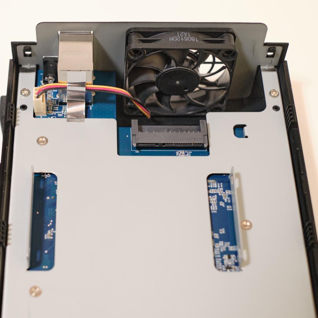 サーバー Synology DS118 DiskStation