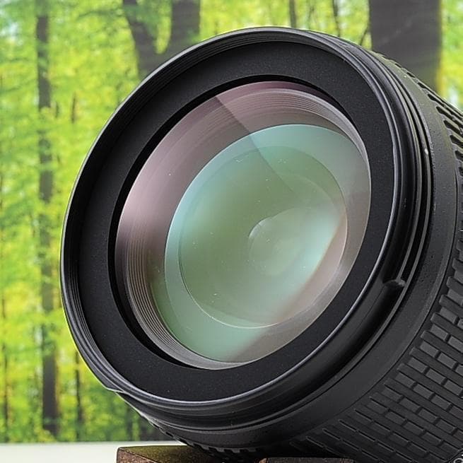 手振れ補正つき中望遠レンズ☆Nikon AF-S 18-105mm☆