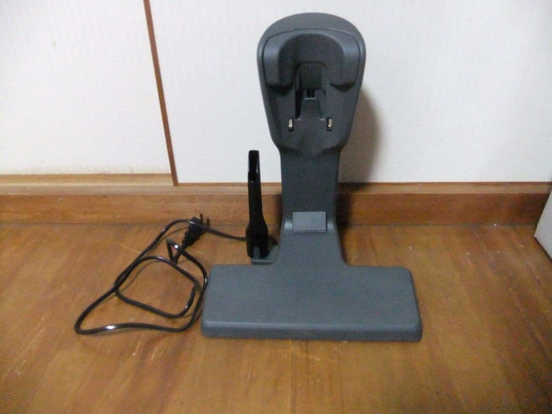 日立コードレス スティッククリーナー PV-B300H、ハンディ2in1、自走式