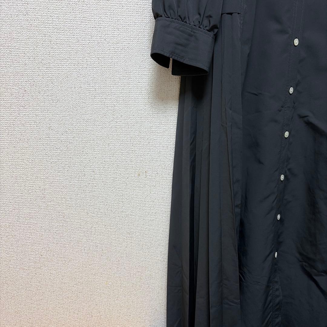 おススメ‼️Ballsey スパンブロード バックプリーツシャツワンピース　グレー