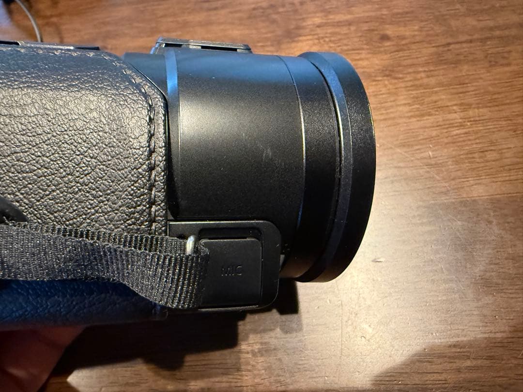 美品 Panasonic HC-WX1M デジタル4Kビデオカメラ