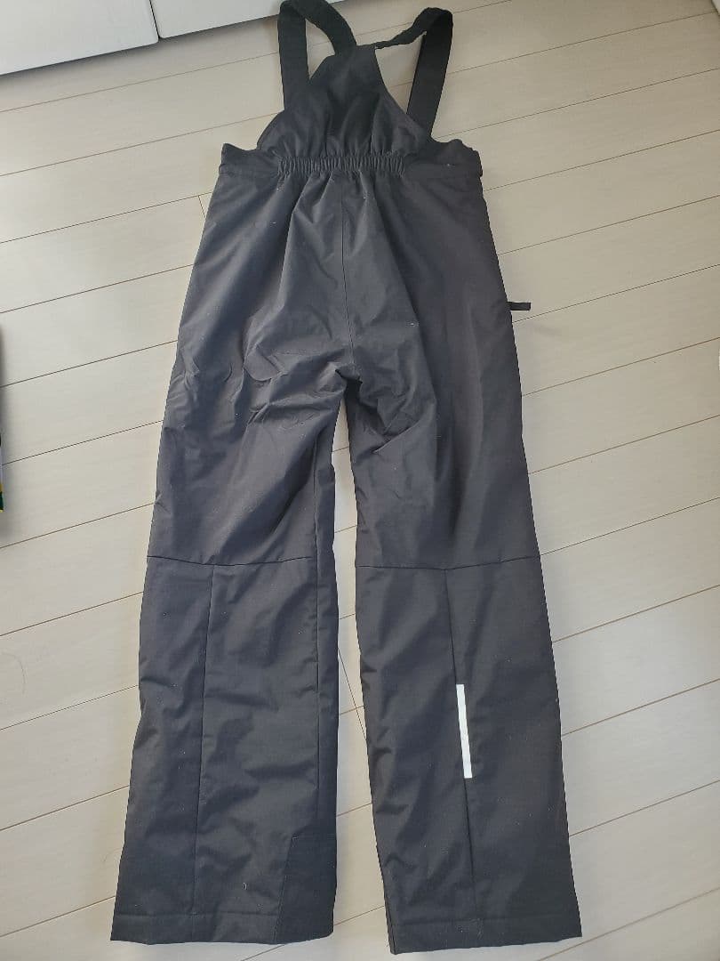 DESCENTE スキーウェア　上下セット　調整機能付き　150