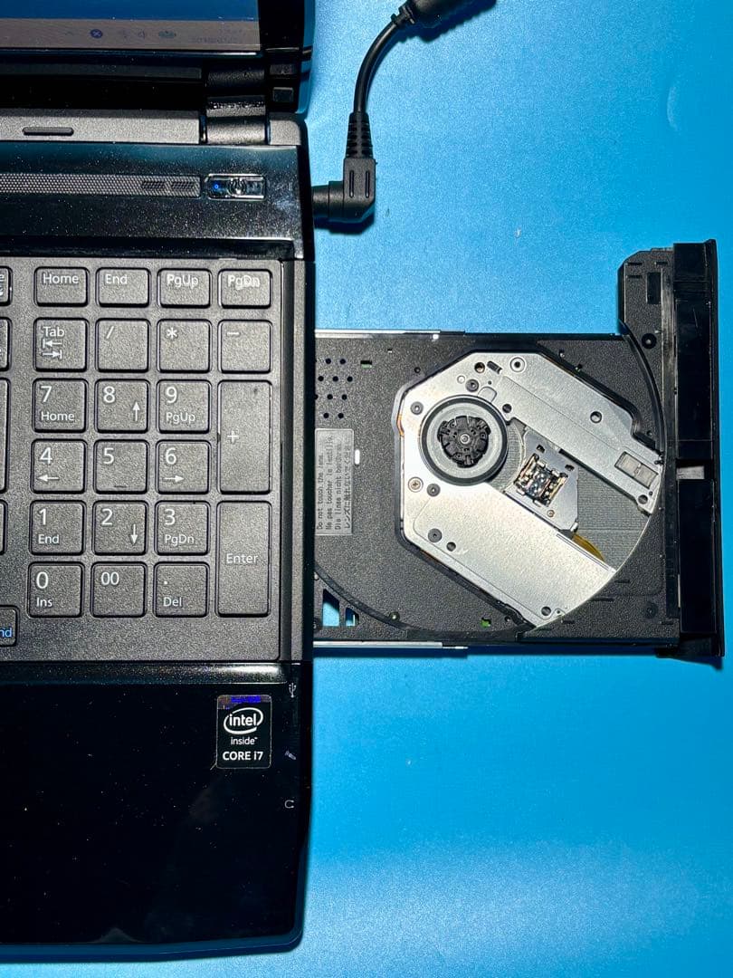 富士通 LIFEBOOK AH53/S i7 4712MQ SSHD 1TB