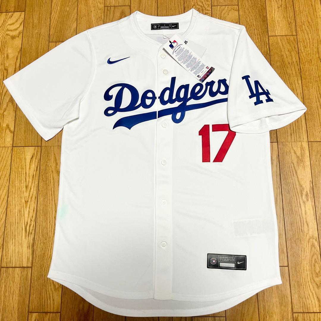 【新品タグ付き】大谷翔平　リミテッドユニフォーム　ドジャース　Mサイズ　ホーム