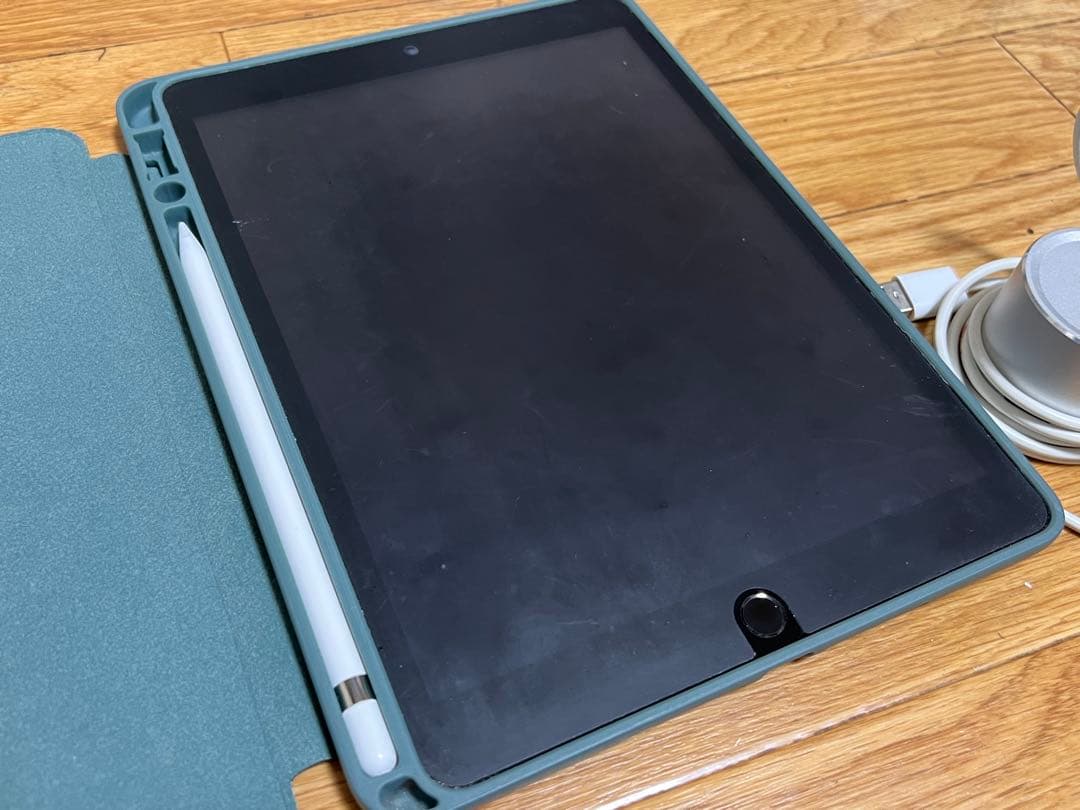 iPad (第7世代) 128GB WiFiモデル + Apple Pencil