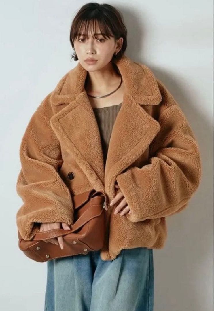 テディボアショートジャケット キャメル /esica エシカ 同型