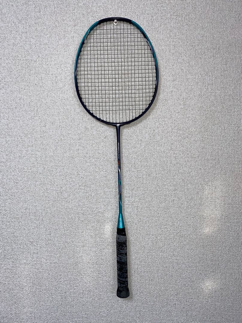 ヨネックス　ナノフレア　700