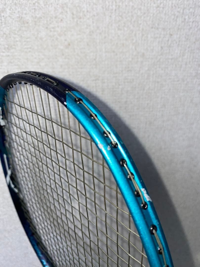 ヨネックス　ナノフレア　700