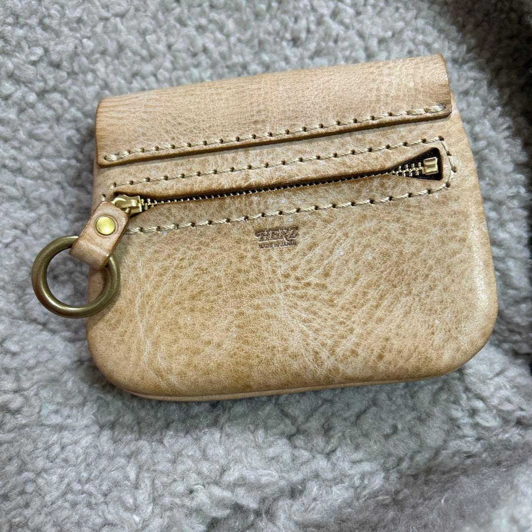 限定品！HERZ【アラスカ特別仕様】普段使いのトラベルウォレット・二つ折り財布