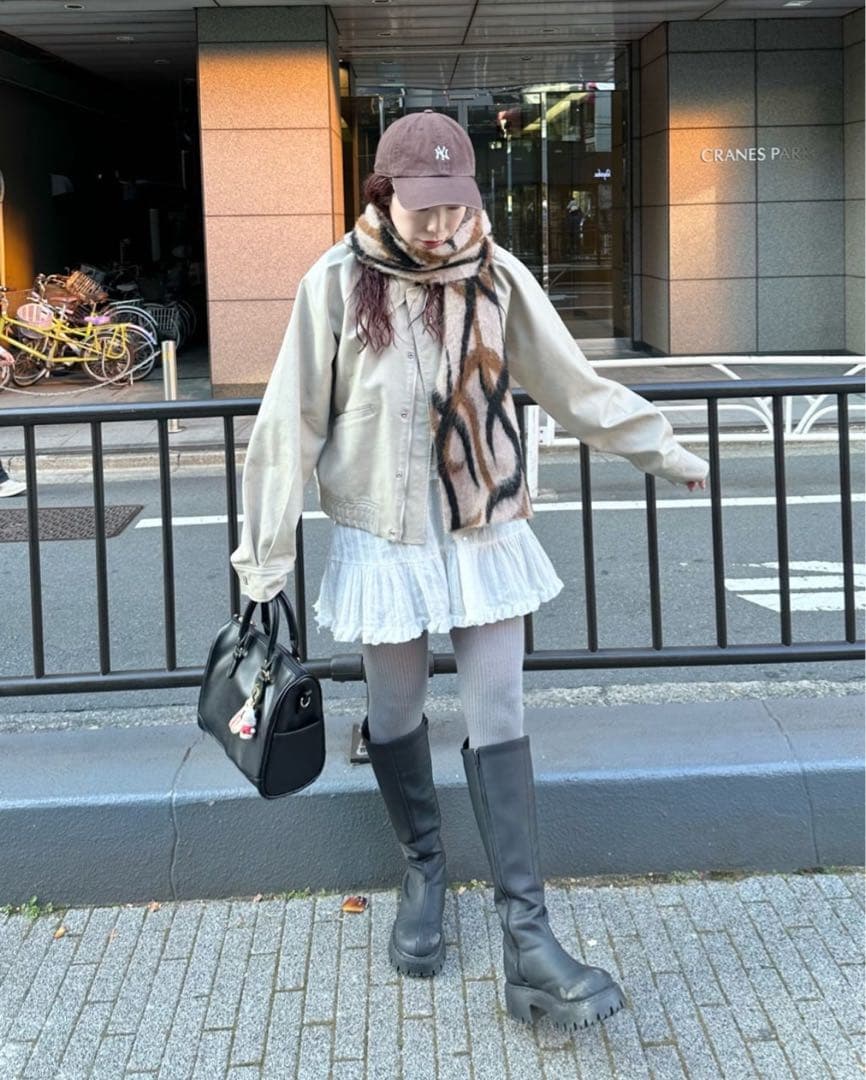 Kastane フェイクレザーショートブルゾン カスタネ アイボリー