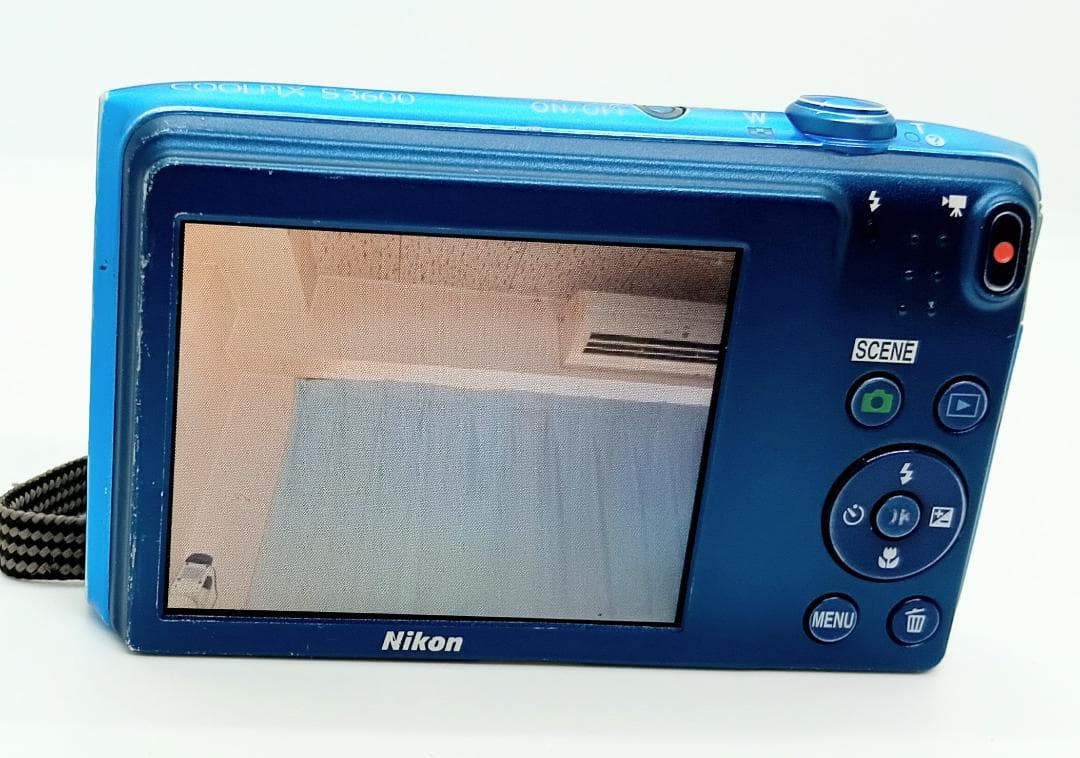 デジタルカメラ NikonCoolpix S3600 Blue 20.1MP 8x Zoom
