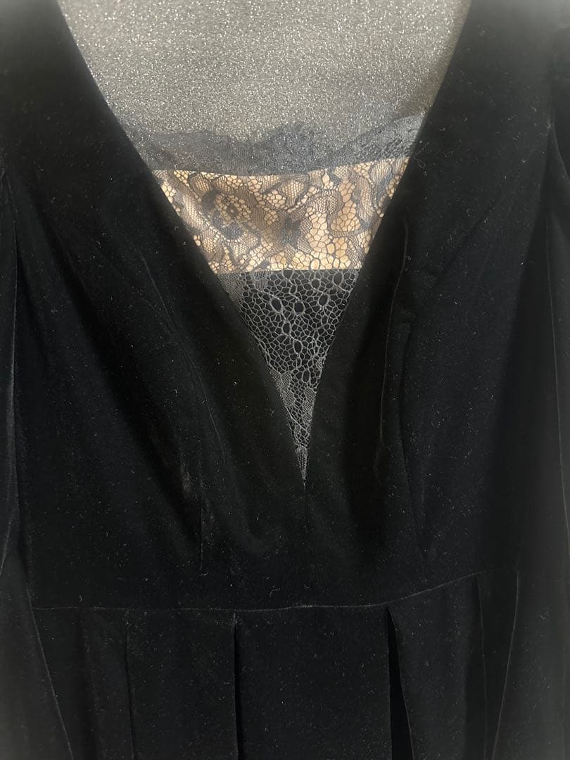 ワンピース Herlipto Royce Velour Long Dress