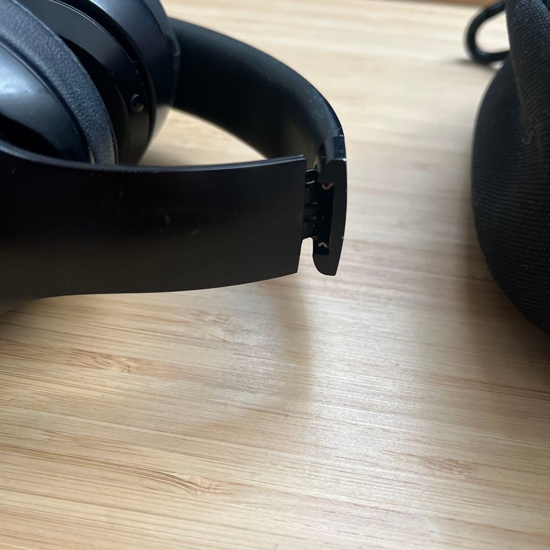 Beats Solo3 Wireless ワイヤレスヘッドホン　黒　収納ケース付