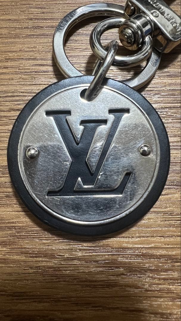 【値下げ】ルイヴィトン(Louis Vuitton) M67362 キーホルダー