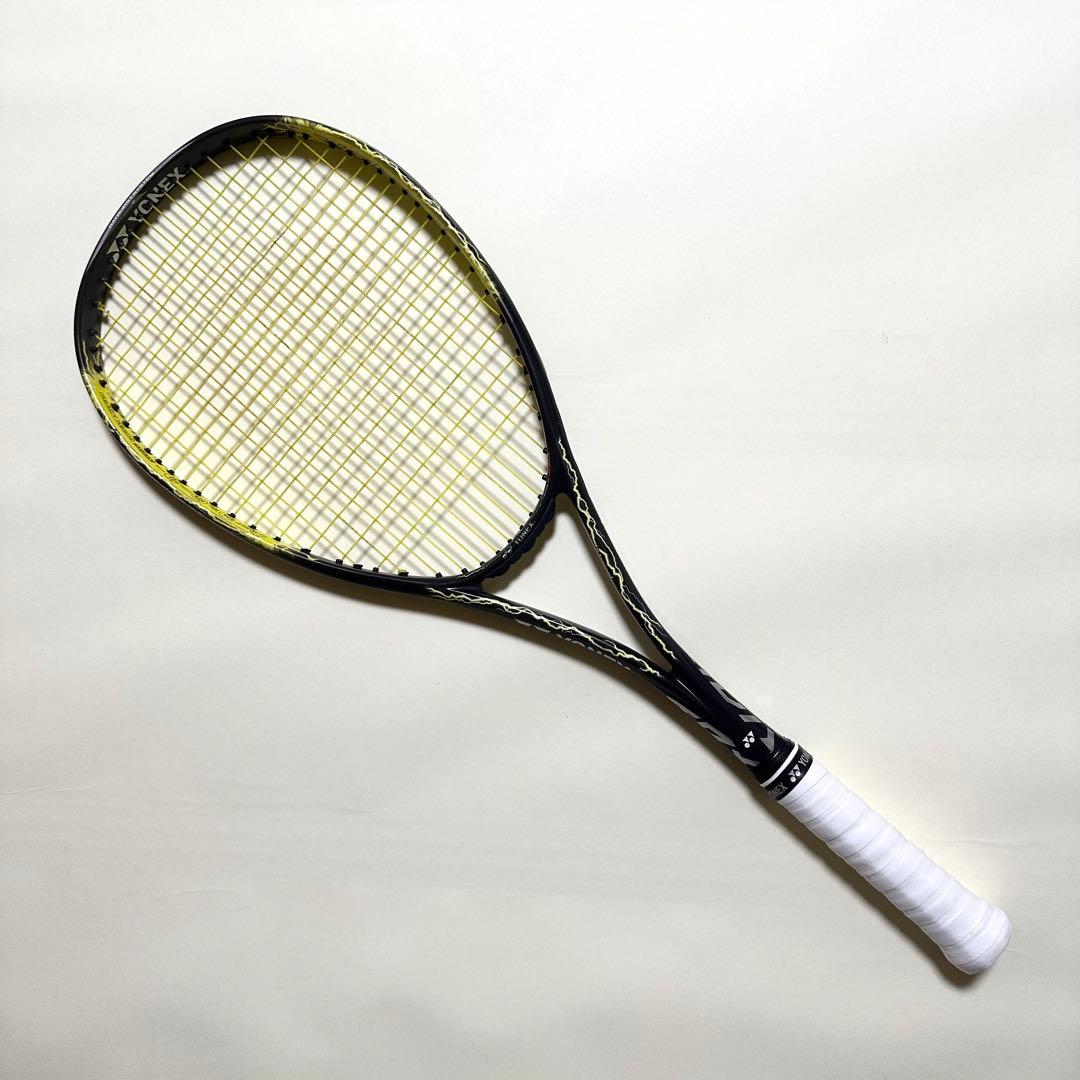 VOLTRAGE 7Sテニスラケット 黒/黄色 ボルトレージ