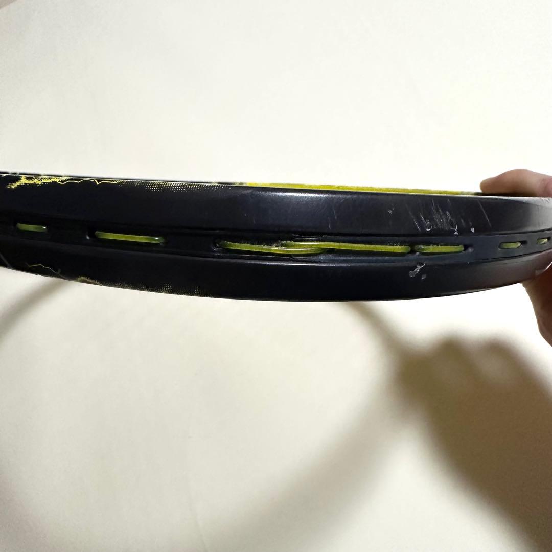 VOLTRAGE 7Sテニスラケット 黒/黄色 ボルトレージ